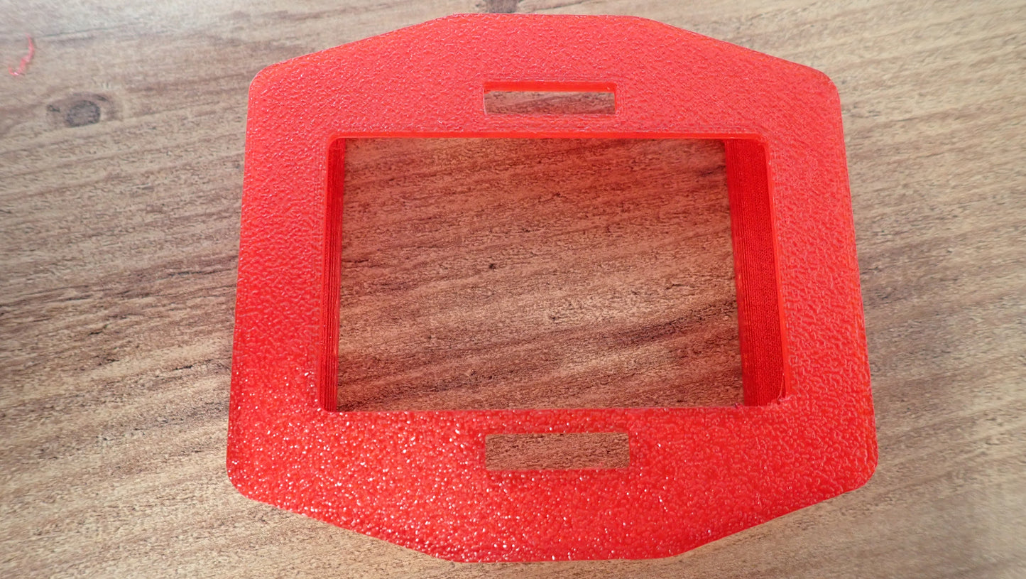 Coque protection TPU rouge Mares Quad - vue frontale écran ordinateur plongée