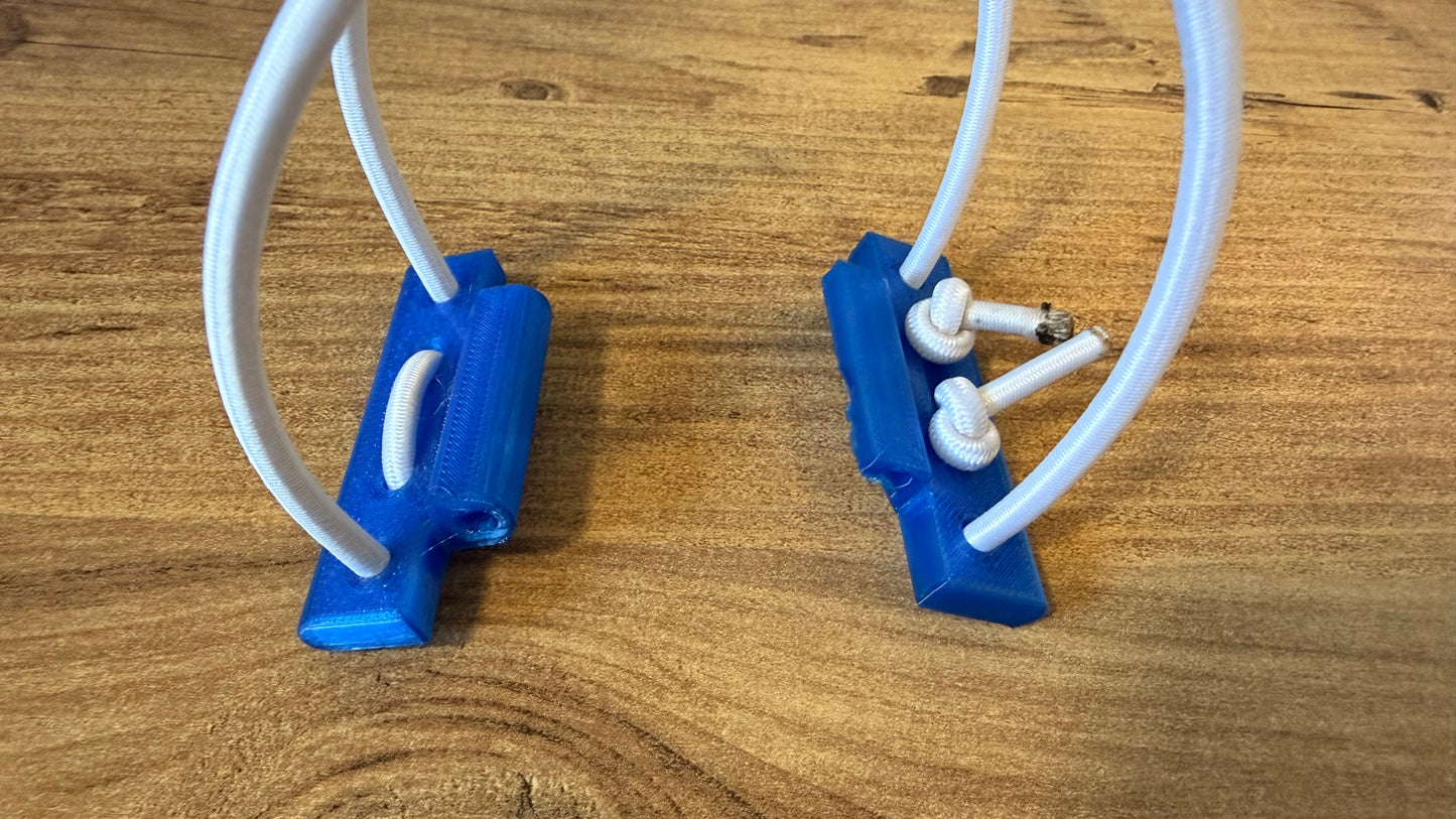 Support bungee elastique TPU bleu Mares Genius avec elastique blanc et axes metalliques montage