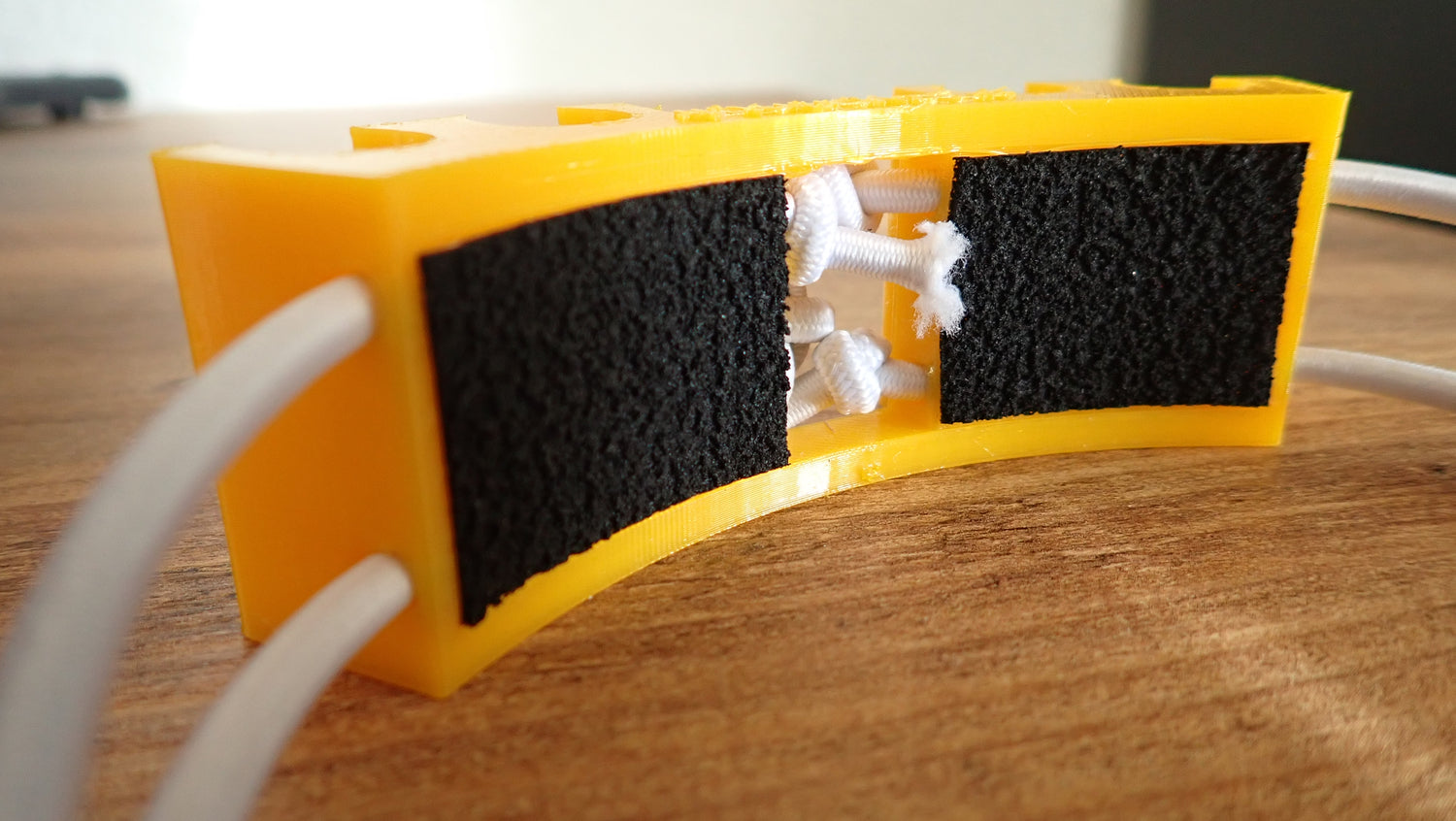 Organisateur flexibles plongée surface anti-dérapante PSP Soft-grip noir détail